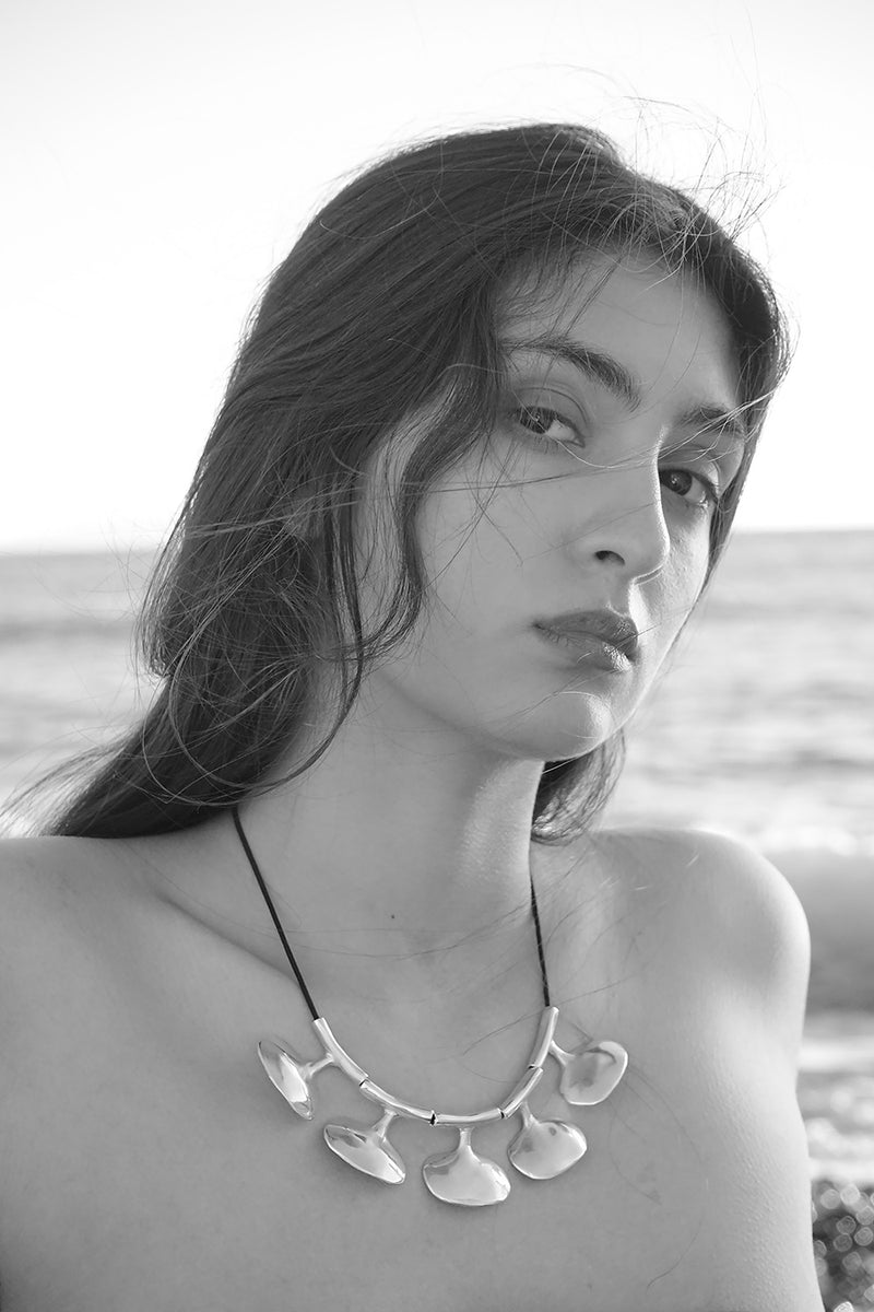 Shio Necklace